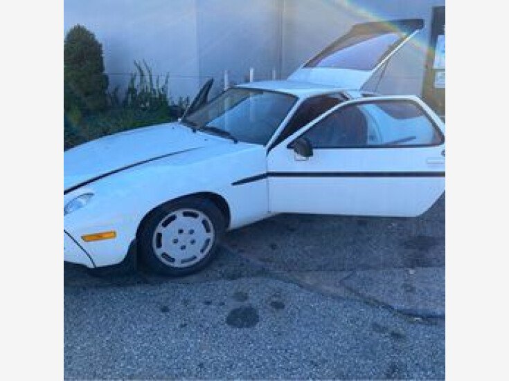 Thumbnail Photo undefined for 1983 Porsche 928 S